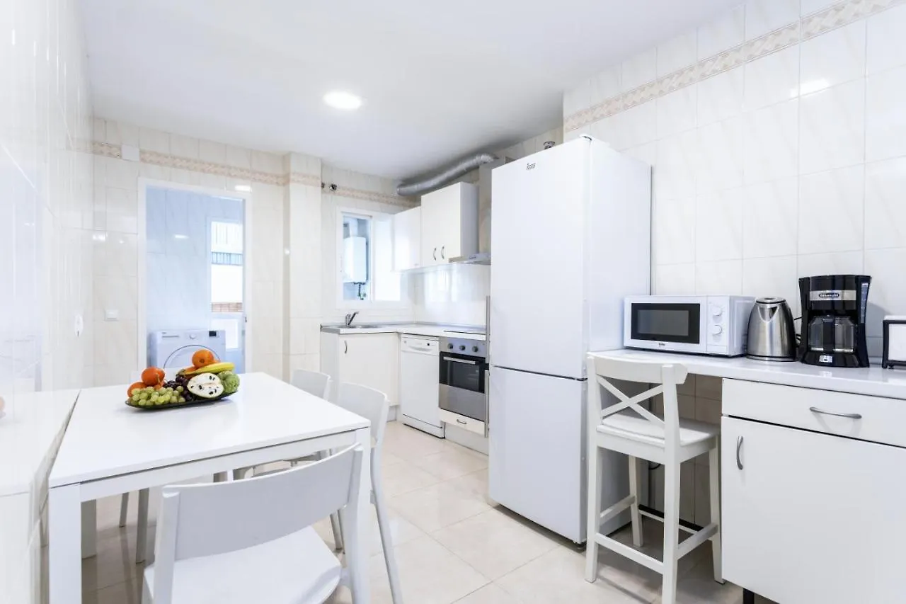 Apartamento Frente a la playa Malagueta Arenal, 10 personas Málaga