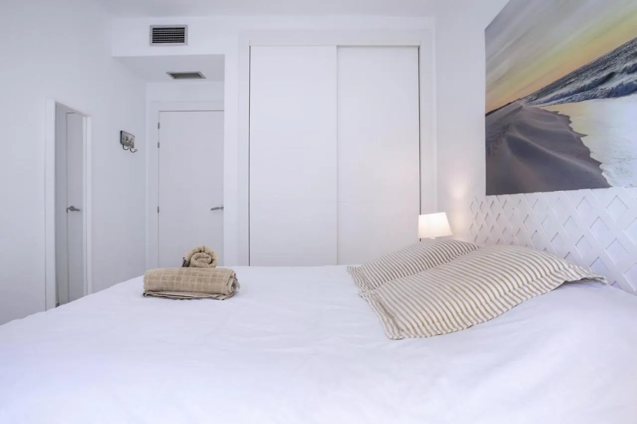 Apartamento Frente a la playa Malagueta Arenal, 10 personas Málaga España