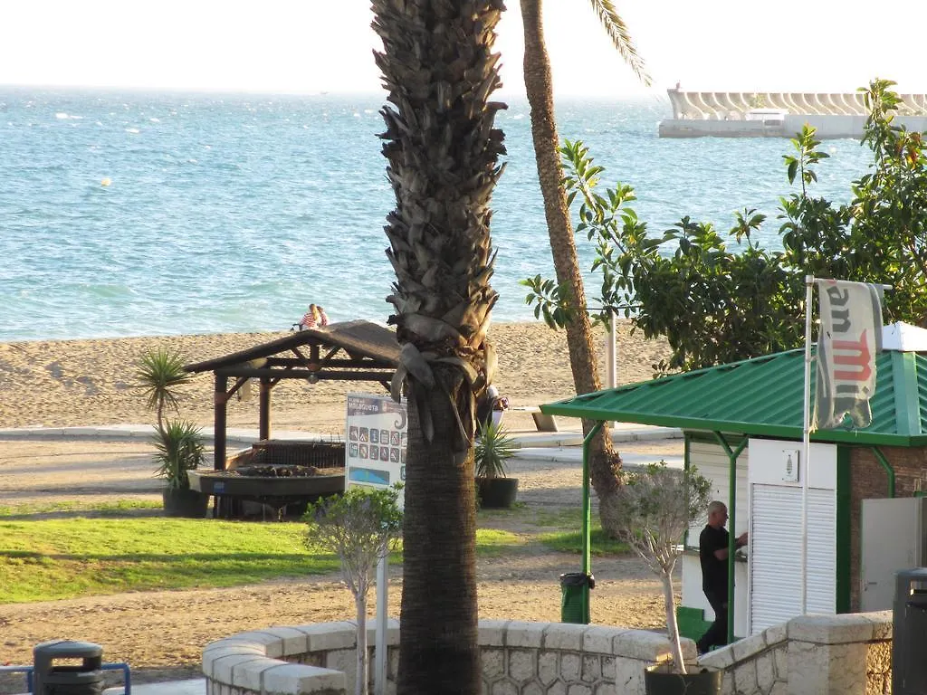 Apartamento Frente a la playa Malagueta Arenal, 10 personas Málaga